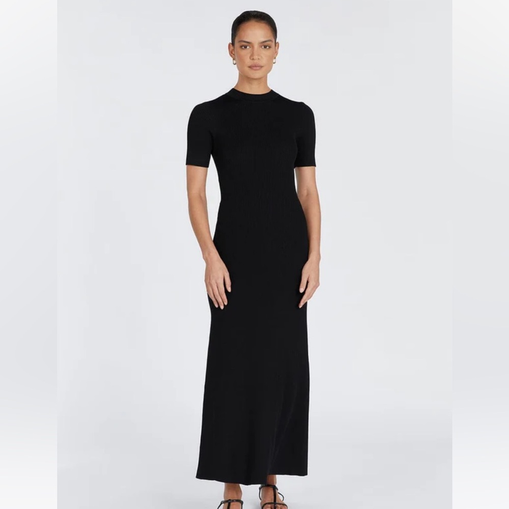 DISSH Donna Black Knit Long Sleeve Dress